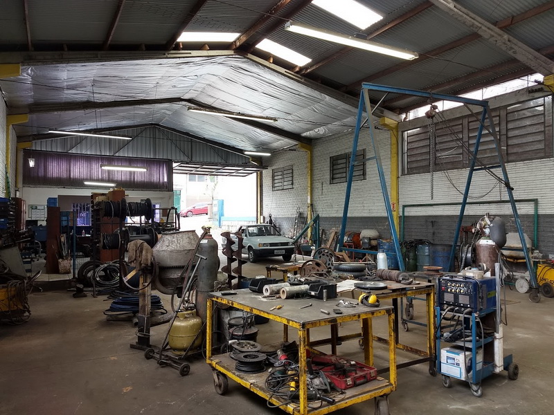Área de trabalho da Tornearia Mecânica Bratti